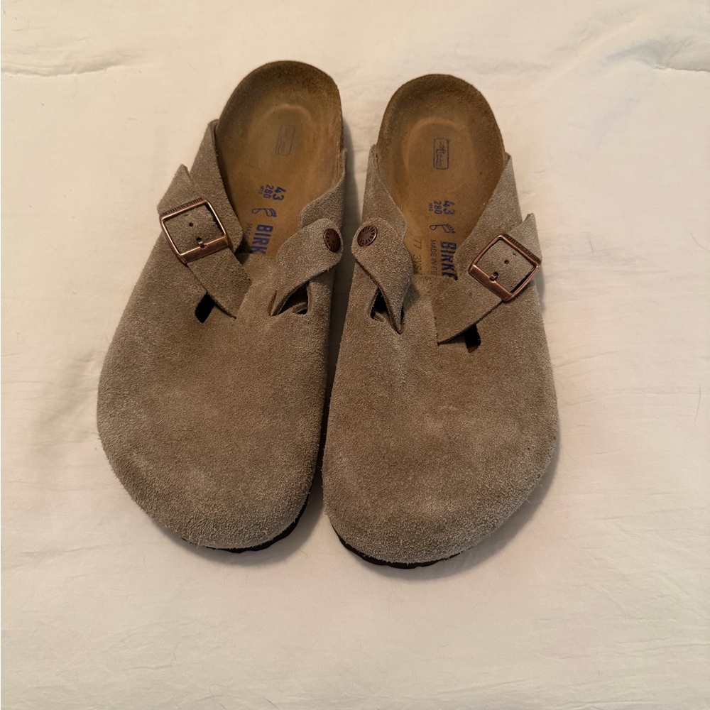 Birkenstock clogs brand new